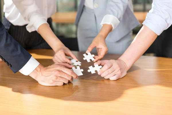 企業(yè)管理精細(xì)化運(yùn)營(yíng)，提升競(jìng)爭(zhēng)力，實(shí)現(xiàn)行業(yè)領(lǐng)先