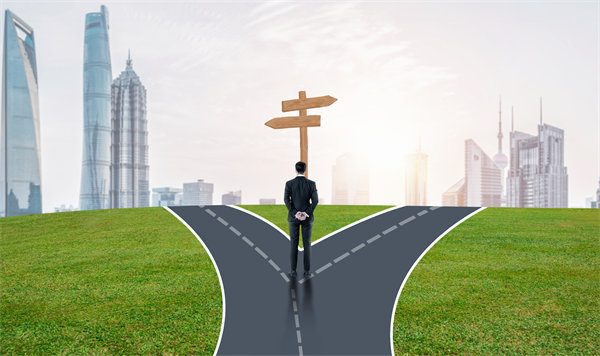 如果一家企業(yè)沒(méi)有明確的經(jīng)營(yíng)戰(zhàn)略，會(huì)有什么樣的風(fēng)險(xiǎn)？