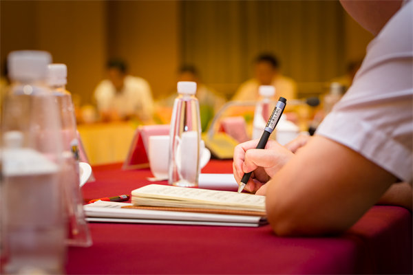 如何科學(xué)制定年度經(jīng)營(yíng)計(jì)劃以應(yīng)對(duì)市場(chǎng)不確定性？