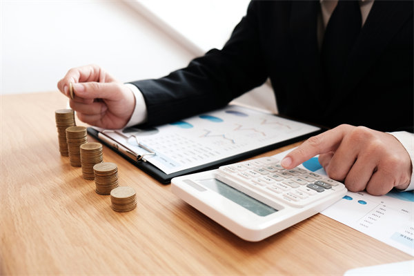 國際化企業(yè)如何跨地域制定公平合理的薪酬標(biāo)準(zhǔn)？