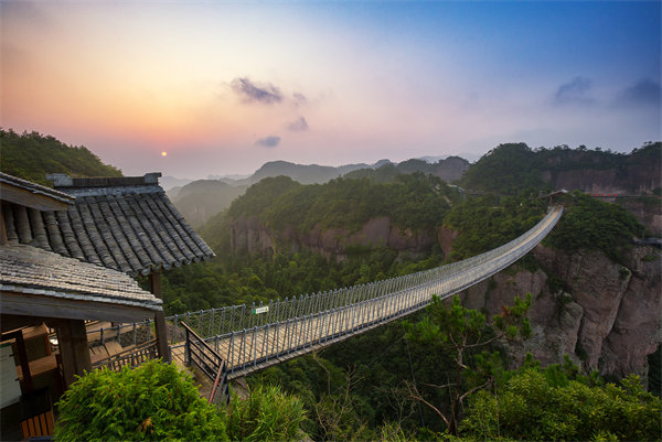 臺州管理咨詢機構如何助力企業(yè)戰(zhàn)略規(guī)劃落地？