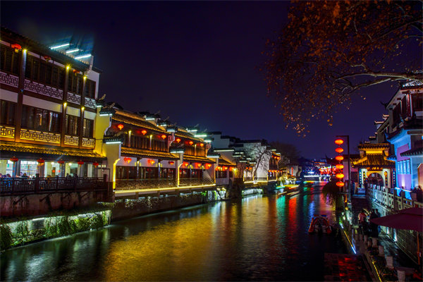 南京企業(yè)管理咨詢?nèi)绾沃ζ髽I(yè)戰(zhàn)略規(guī)劃落地？