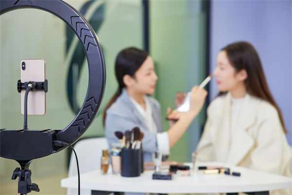 營銷咨詢公司的全球化服務(wù)如何助企業(yè)開拓國際市場？