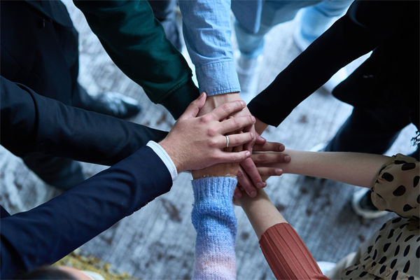 企業(yè)要求員工不結(jié)婚就離職？組織規(guī)劃管理怎么看？