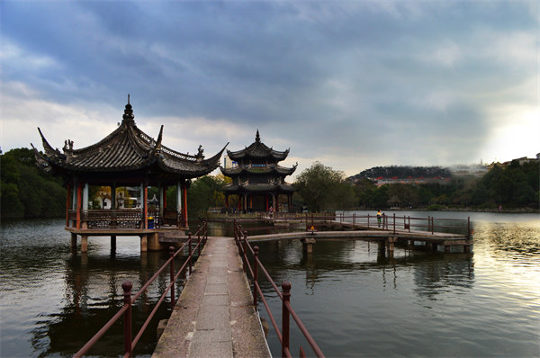 預(yù)算超支嚴(yán)重，臺(tái)州預(yù)算管理咨詢(xún)公司如何幫企業(yè)精準(zhǔn)控費(fèi)？