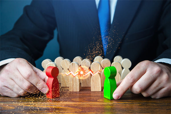 新老業(yè)務(wù)沖突不斷，企業(yè)戰(zhàn)略管理如何平衡布局？