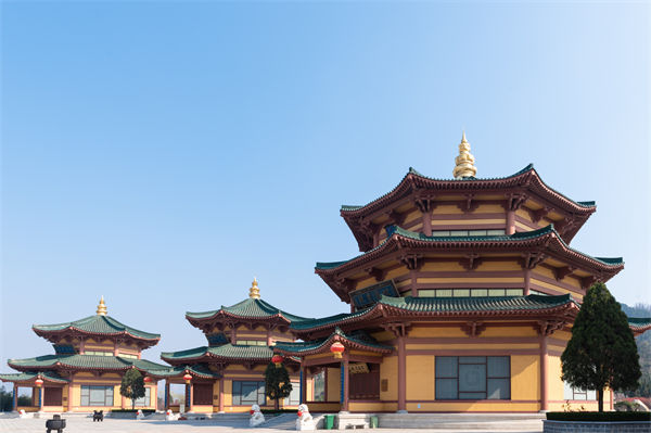 煙臺企業(yè)戰(zhàn)略模糊難落地？戰(zhàn)略咨詢公司如何精準錨定增長賽道？