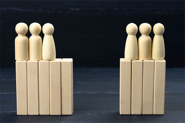 企業(yè)文化標(biāo)語掛滿墻，為何員工依然缺乏認(rèn)同感？